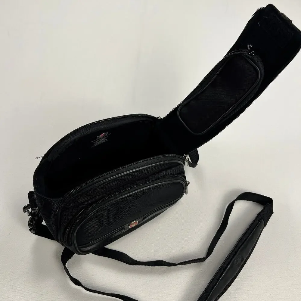 Wenger Swiss Army The Trend Black Nylon Dual Zip Top Camera Bag WA-7888-02